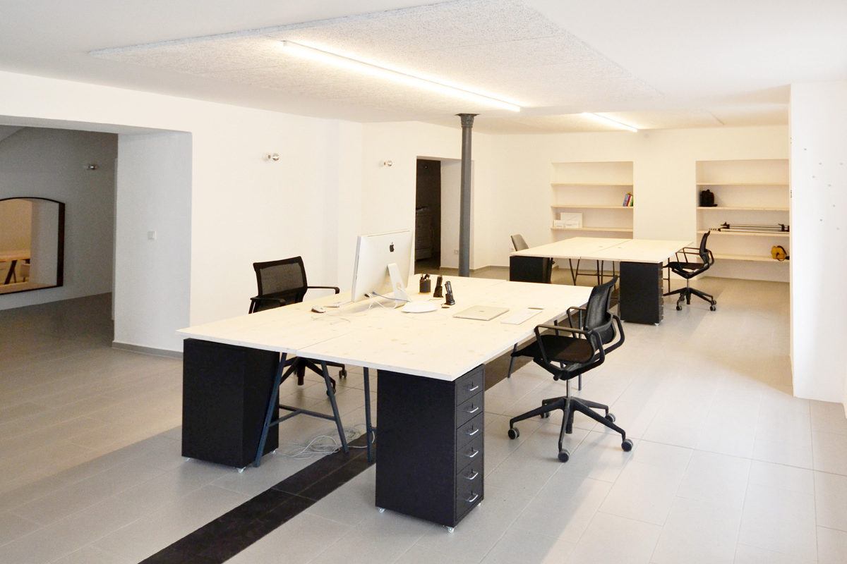 Dudlhofer-Coworking-Landshut-kreativ-gemeinsam-Office-Space-Heike Schwarzfischer-burgmeierundvoelkl-architekten